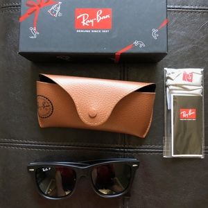 Brand New Ray-Ban Original Wayfarer- polarized